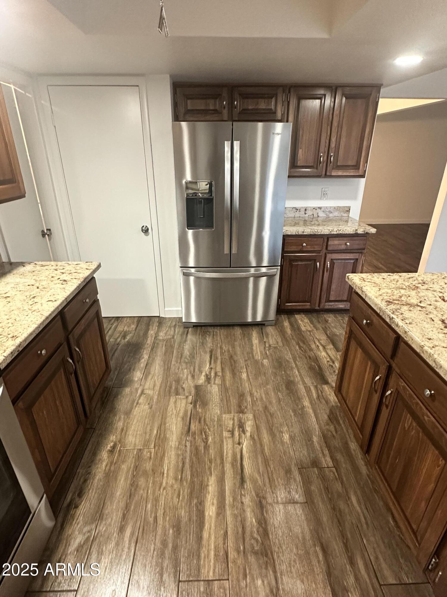 2717 W LAGUNA AZUL Circle