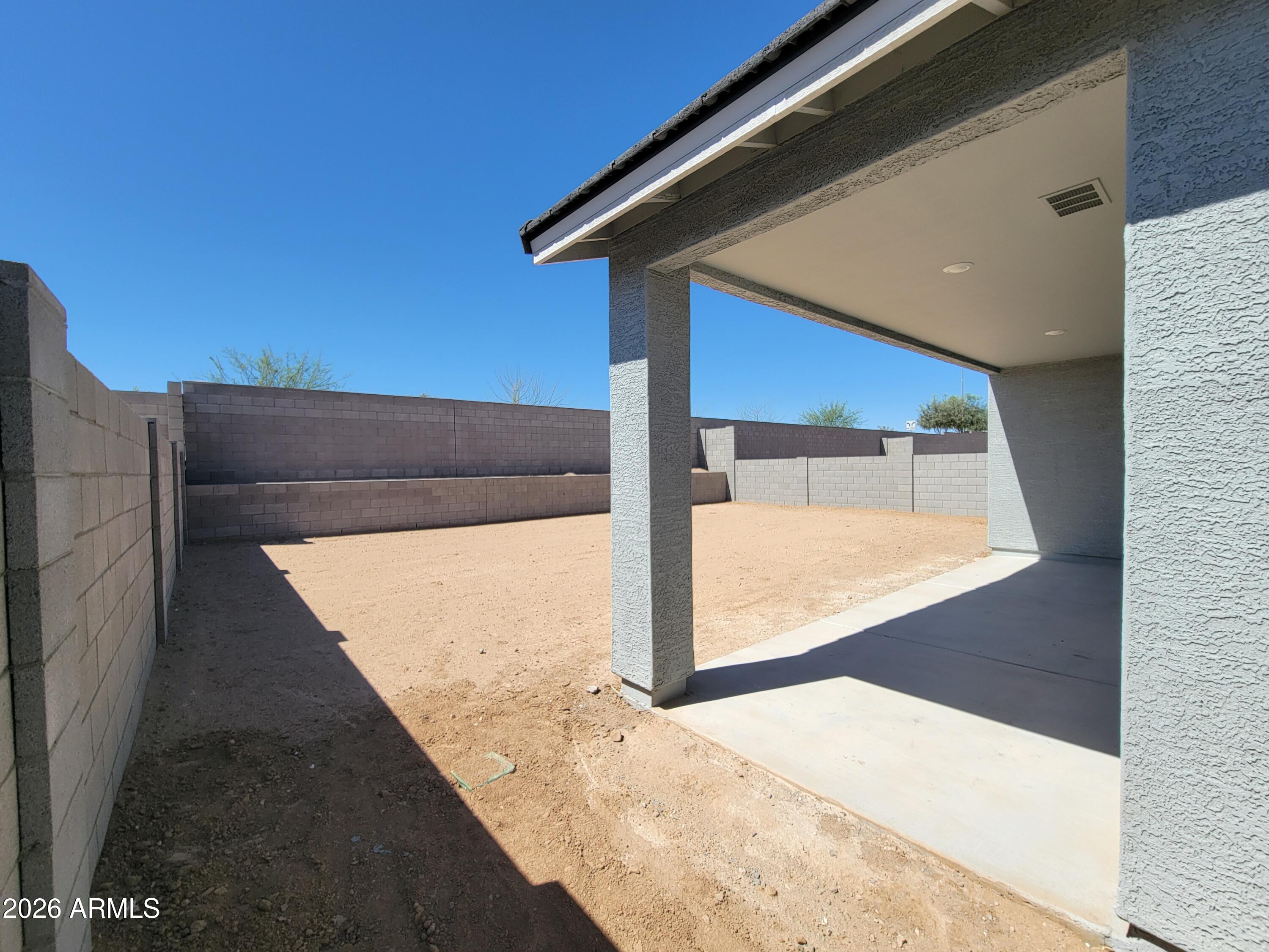 22657 W PONTIAC Drive