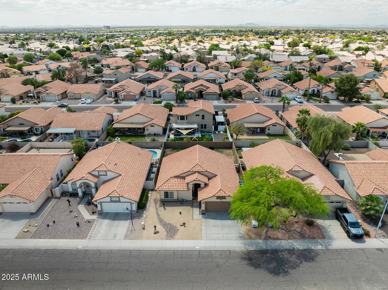 4529 E THISTLE LANDING Drive