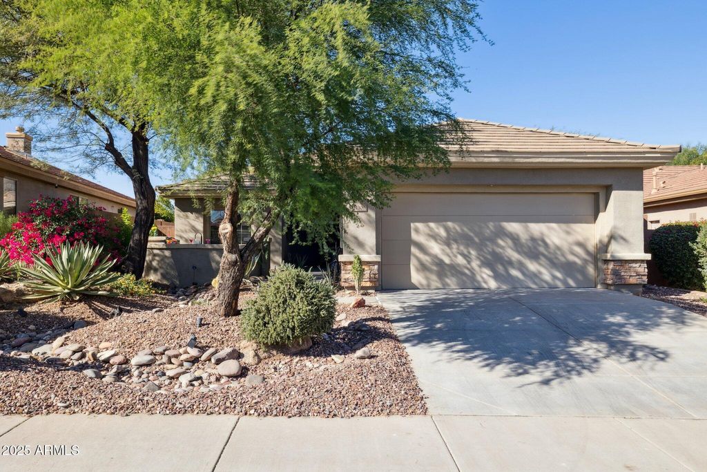 Photo of 41306 N Prestancia Drive, Anthem, AZ 85086 (MLS # 6945603)