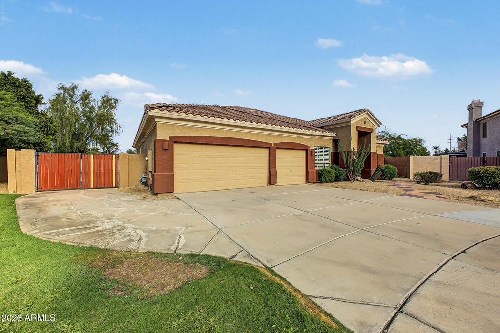 Photo of 1571 E Stirrup Court, Gilbert, AZ 85296 (MLS # 7086266)