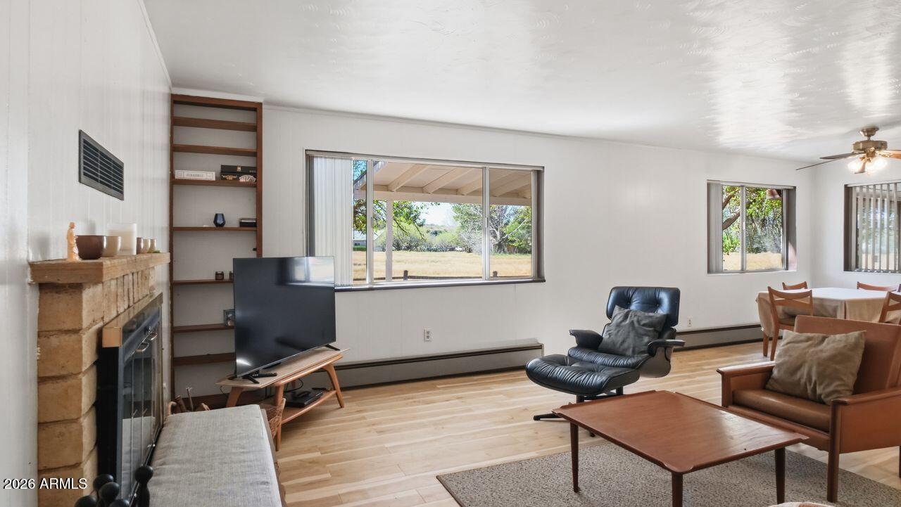 3555 E RIMROCK Drive