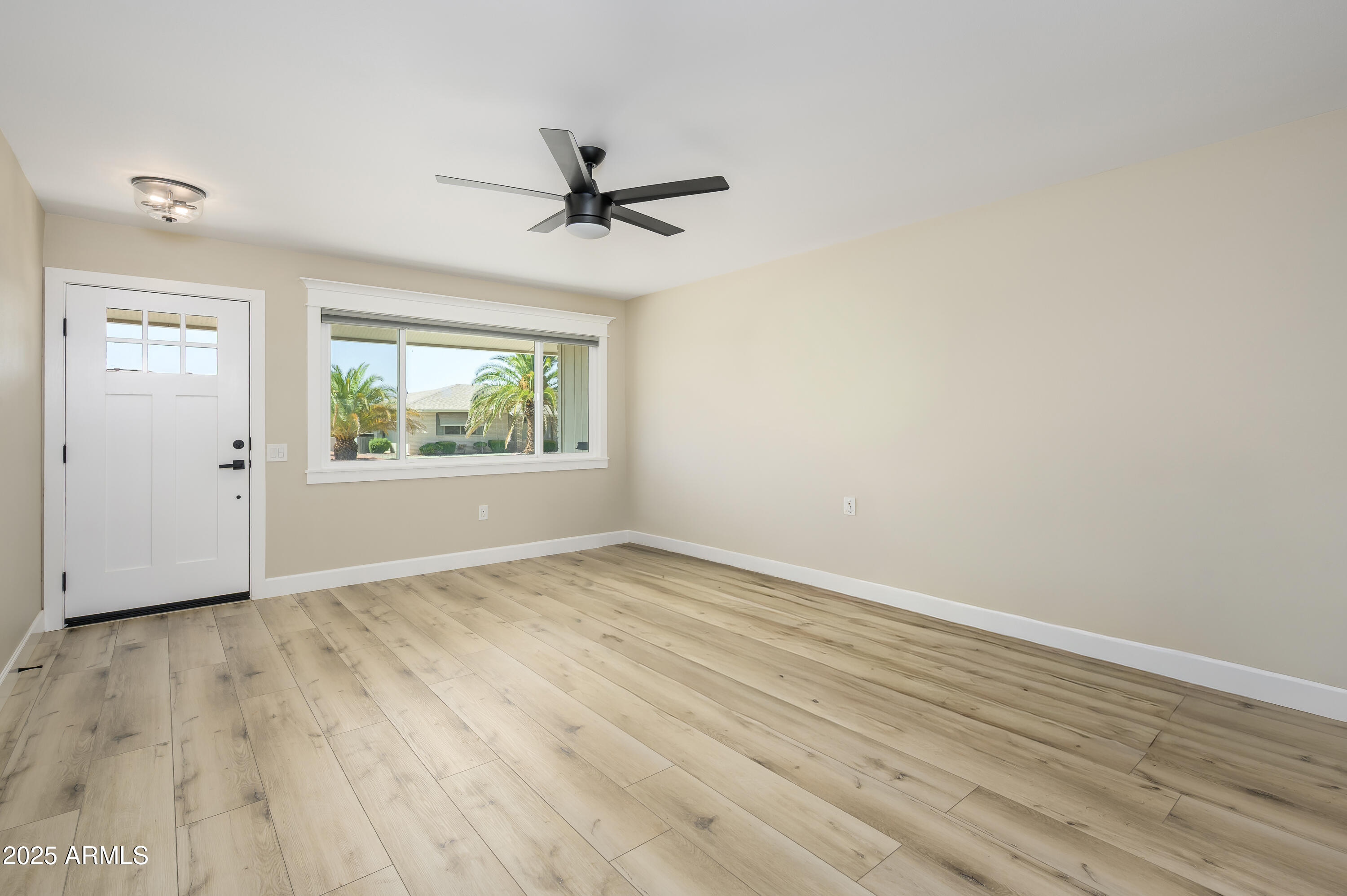 9702 W PINERIDGE Drive