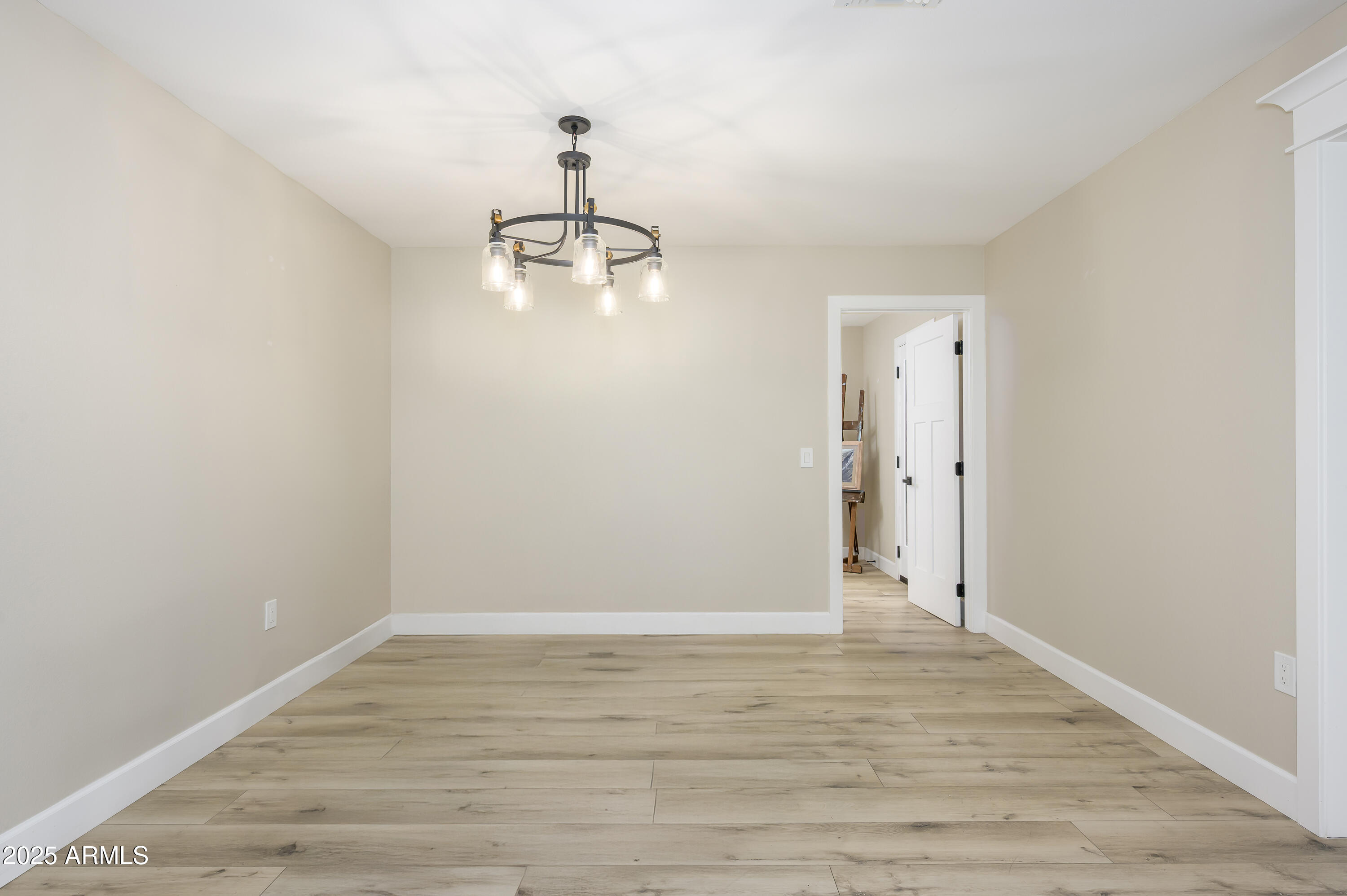 9702 W PINERIDGE Drive