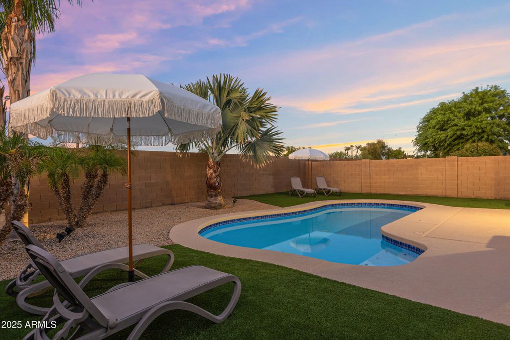 Photo of 704 E Megan Street, Chandler, AZ 85225 (MLS # 6919173)