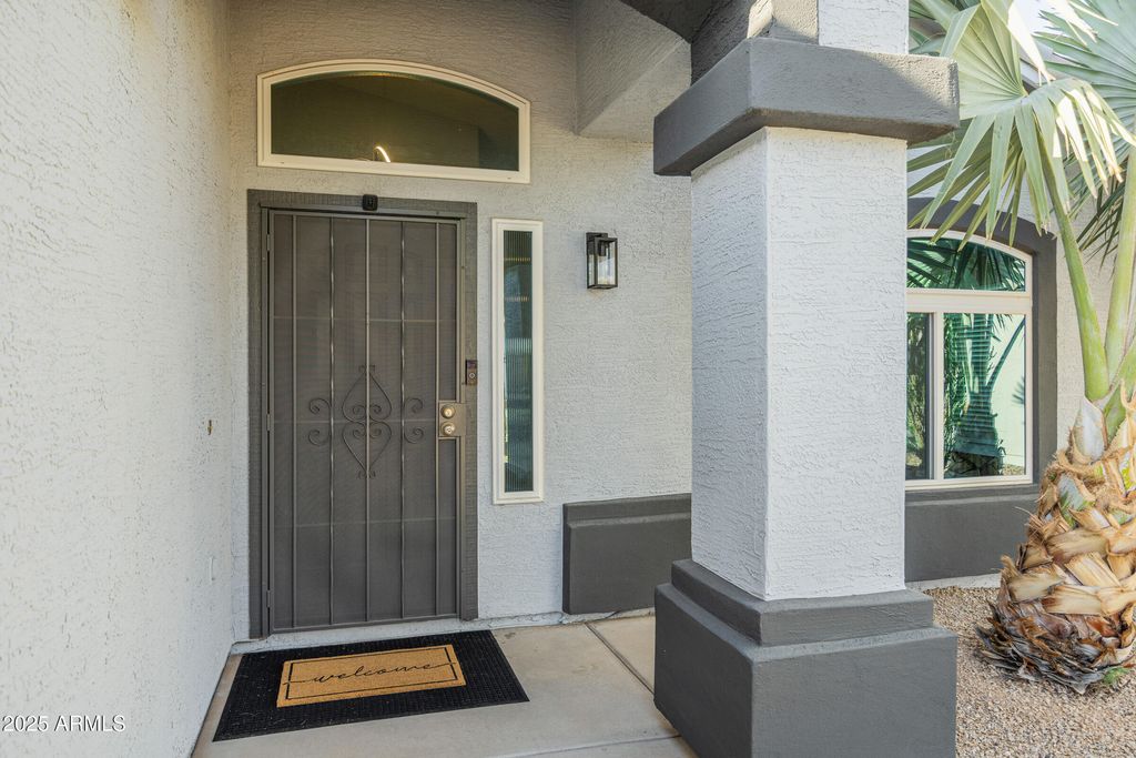 Photo of 704 E Megan Street, Chandler, AZ 85225 (MLS # 6919173)