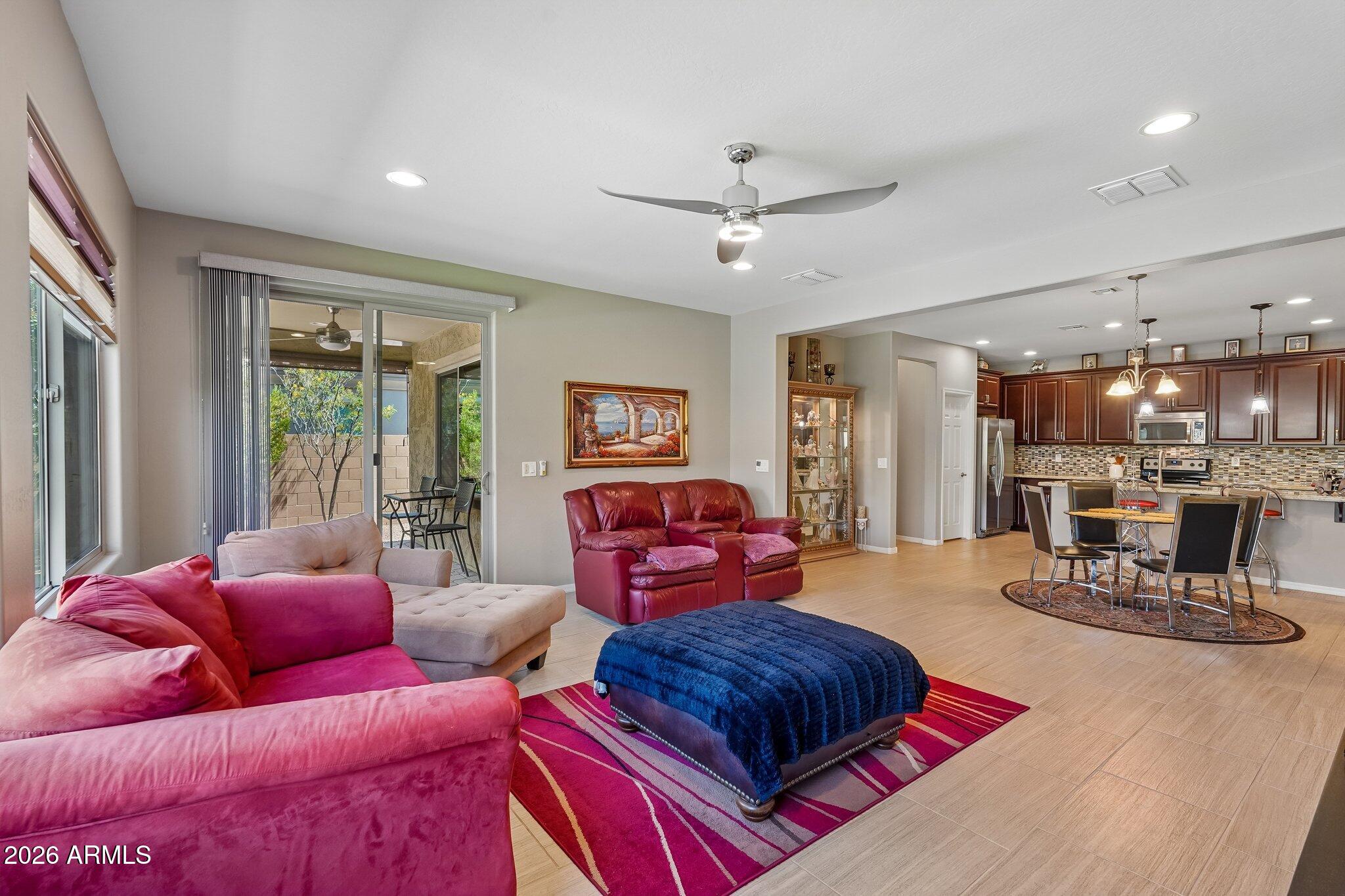 VERRADO PHASE 3 SOUTH PHASES A B - Residential