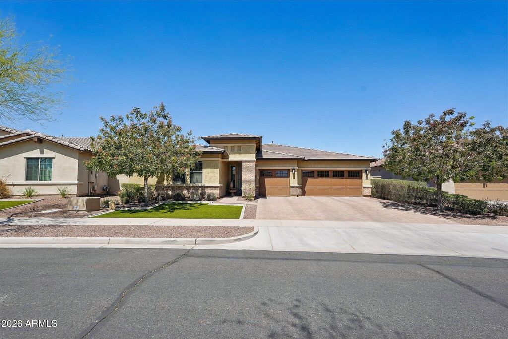 Photo of 20510 W Park Meadows Drive, Buckeye, AZ 85396 (MLS # 7018476)