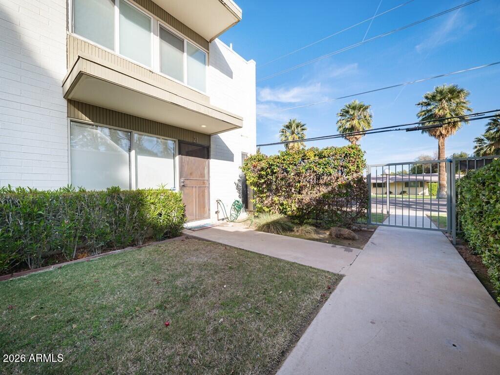 7740 E HEATHERBRAE Avenue 21