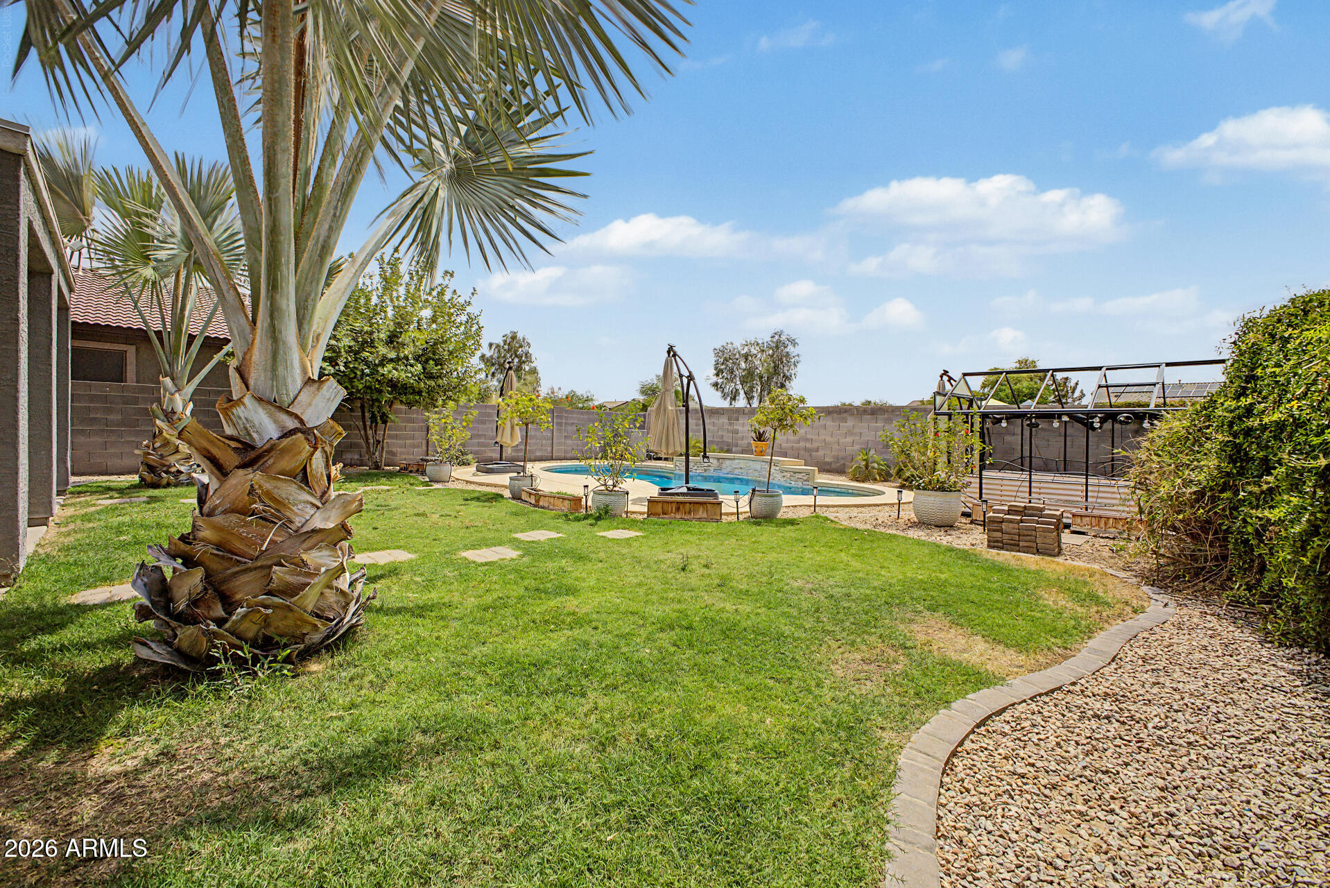28536 N SUNSET Drive
