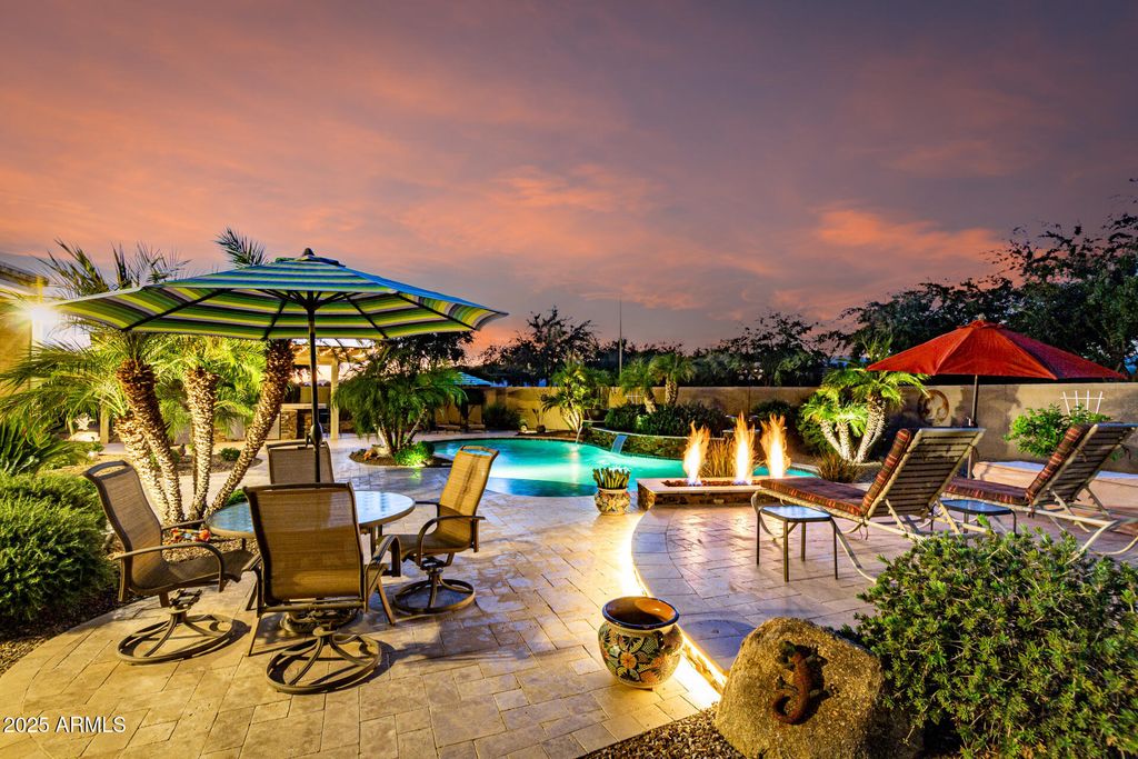 Photo of 8236 N 180th Drive, Waddell, AZ 85355 (MLS # 6947082)