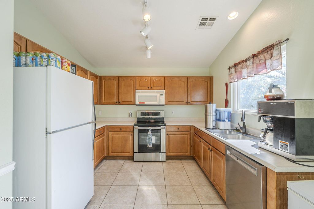 Photo of 2401 E Antigua Drive, Casa Grande, AZ 85194 (MLS # 6920599)