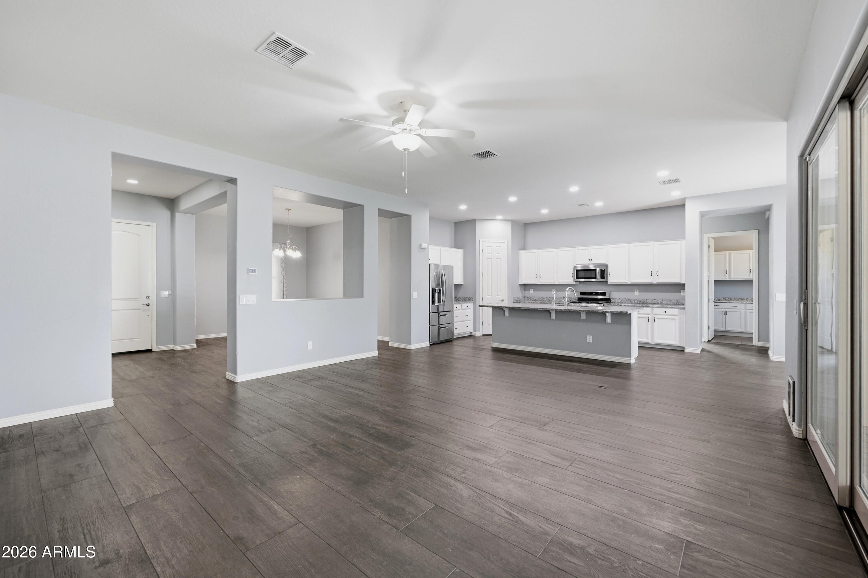 5538 S ABBEY --