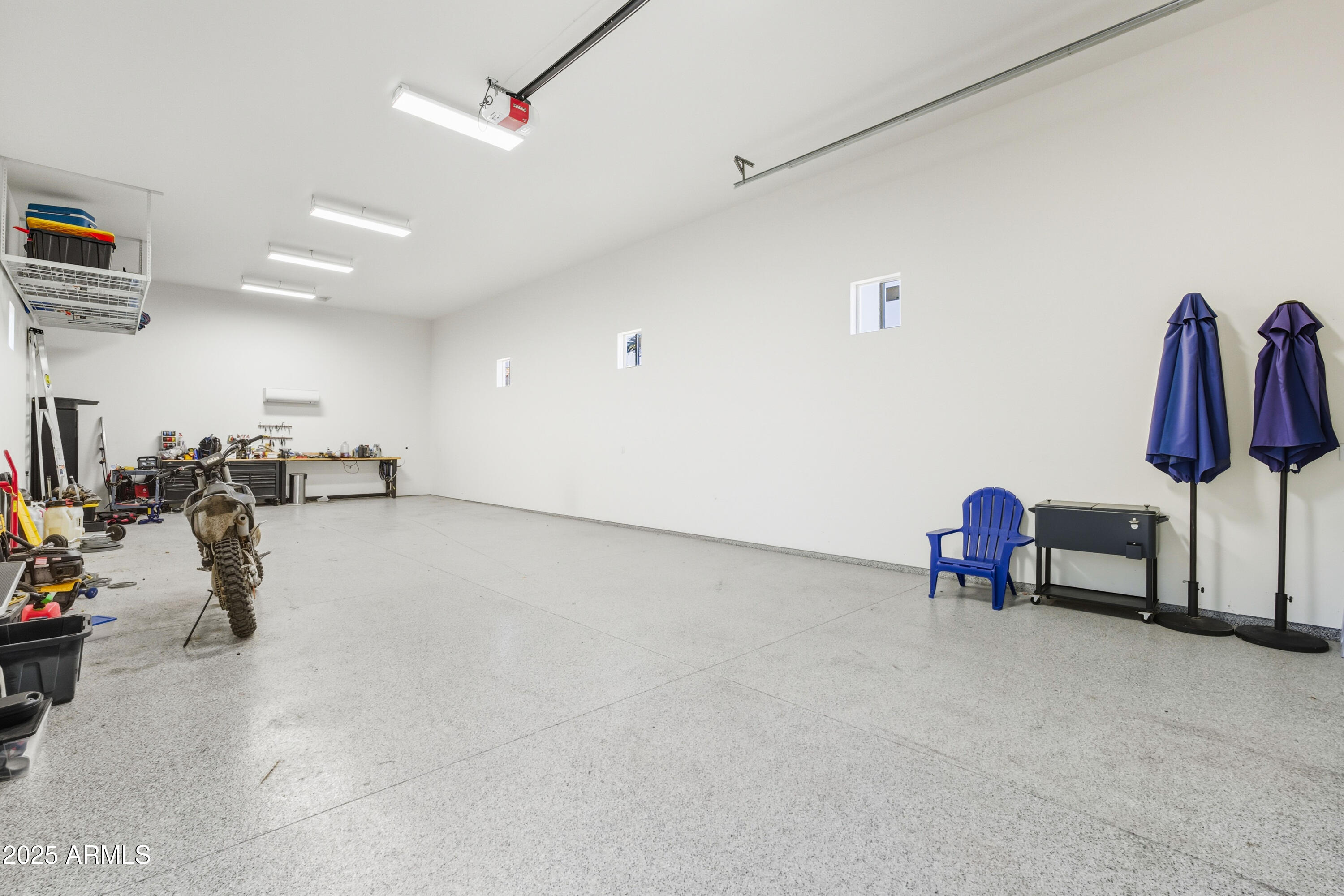 2670 E VALLEJO Court