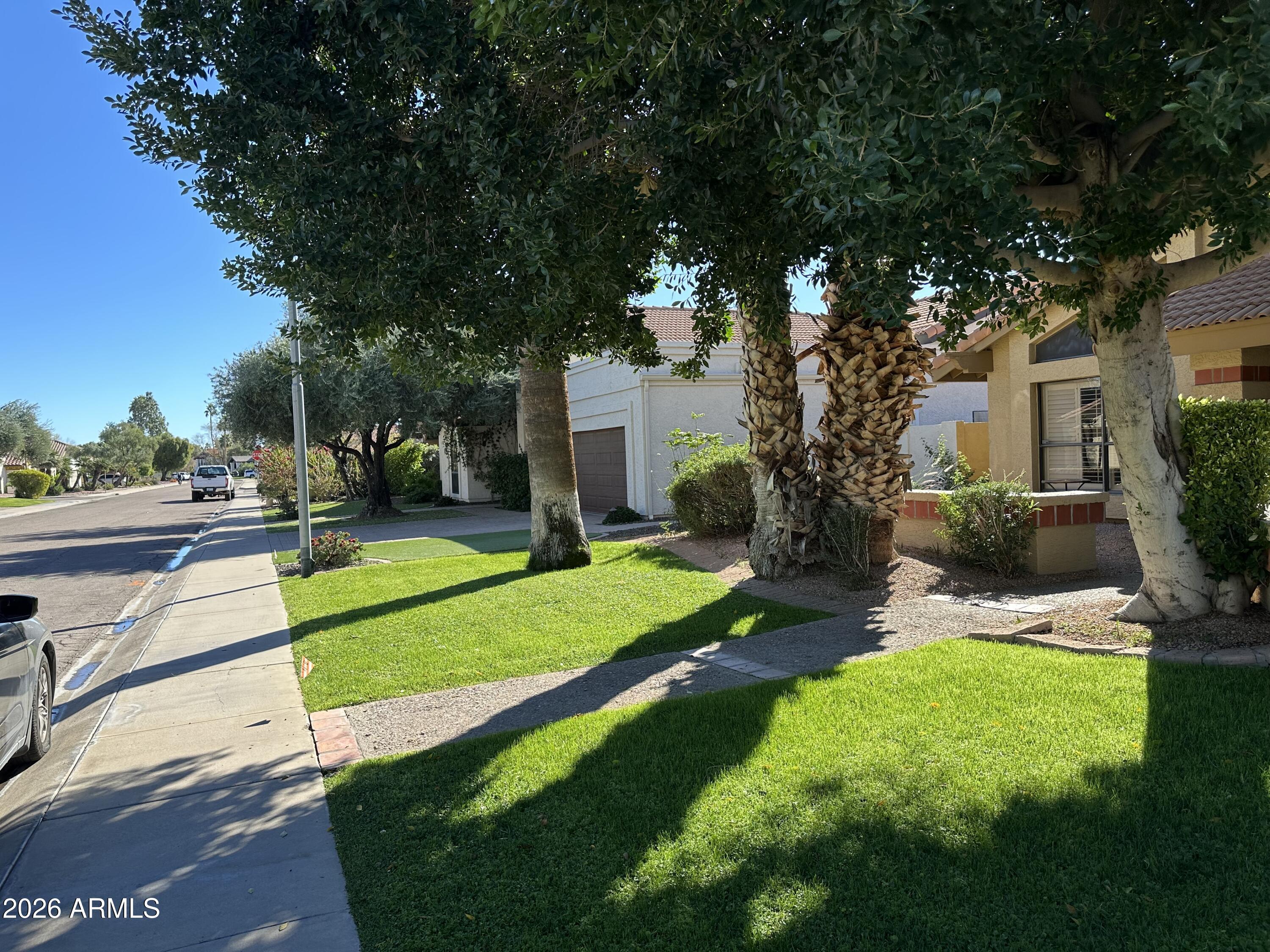 8377 E Thoroughbred Trail