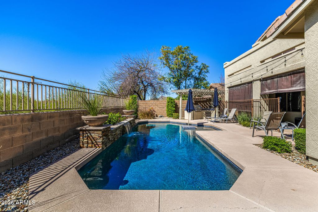 Photo of 29076 N 69th Drive, Peoria, AZ 85383 (MLS # 6997374)