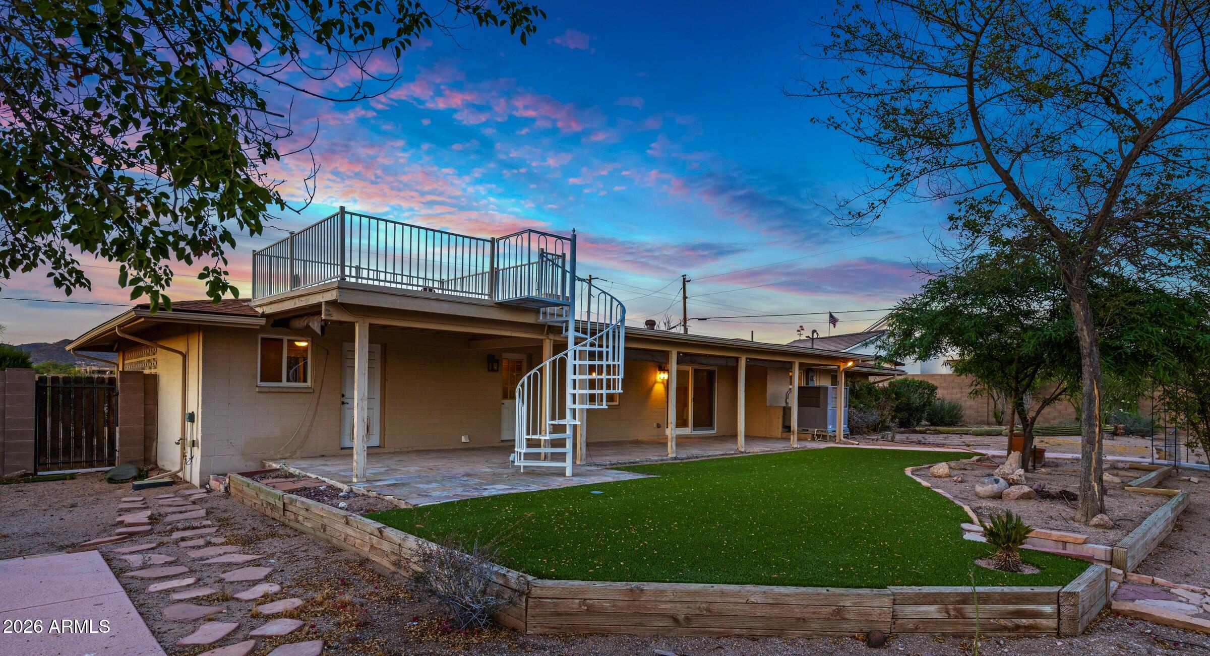 8445 E CULVER Street