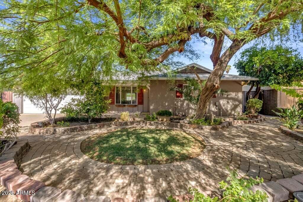 3708 N 85TH Street