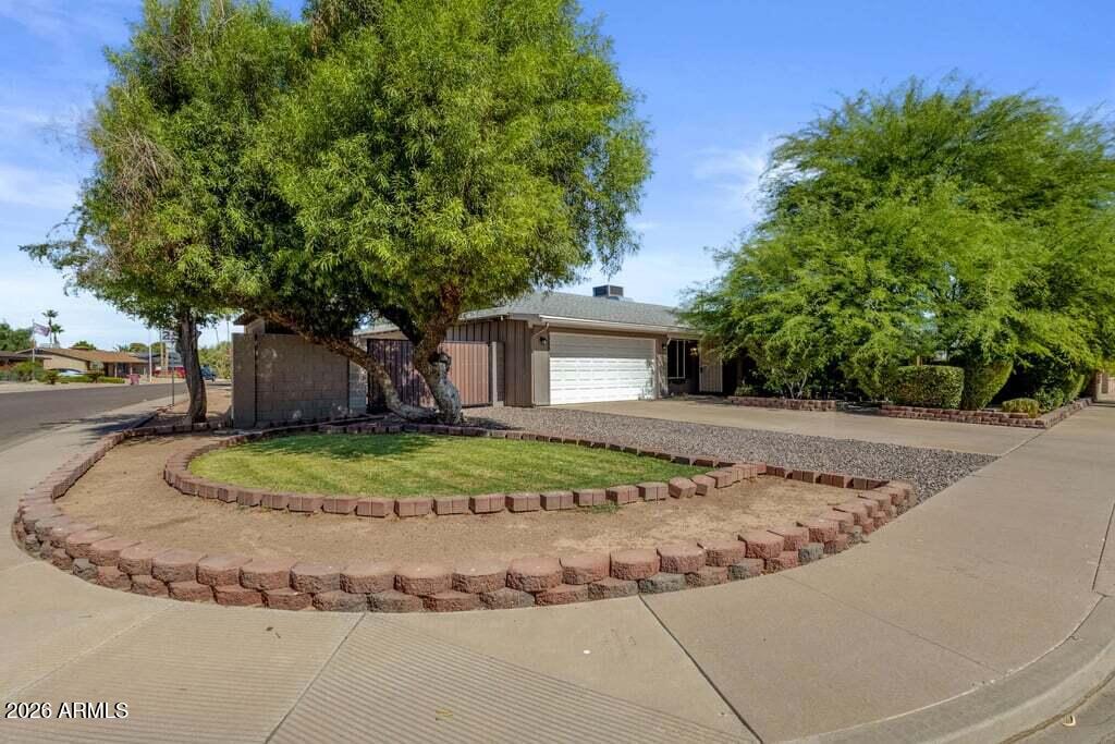 3708 N 85TH Street