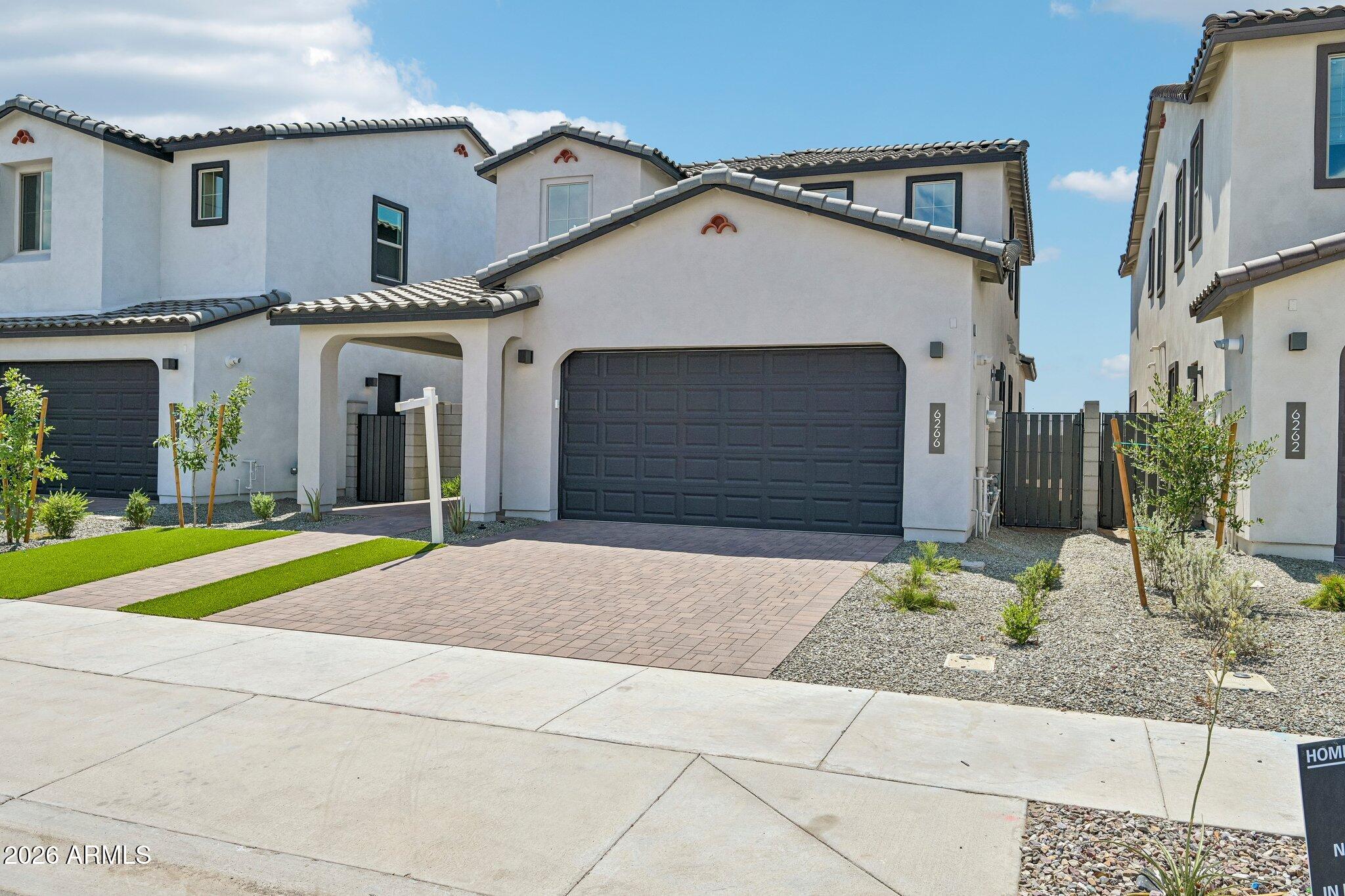 6266 S ARCHER --