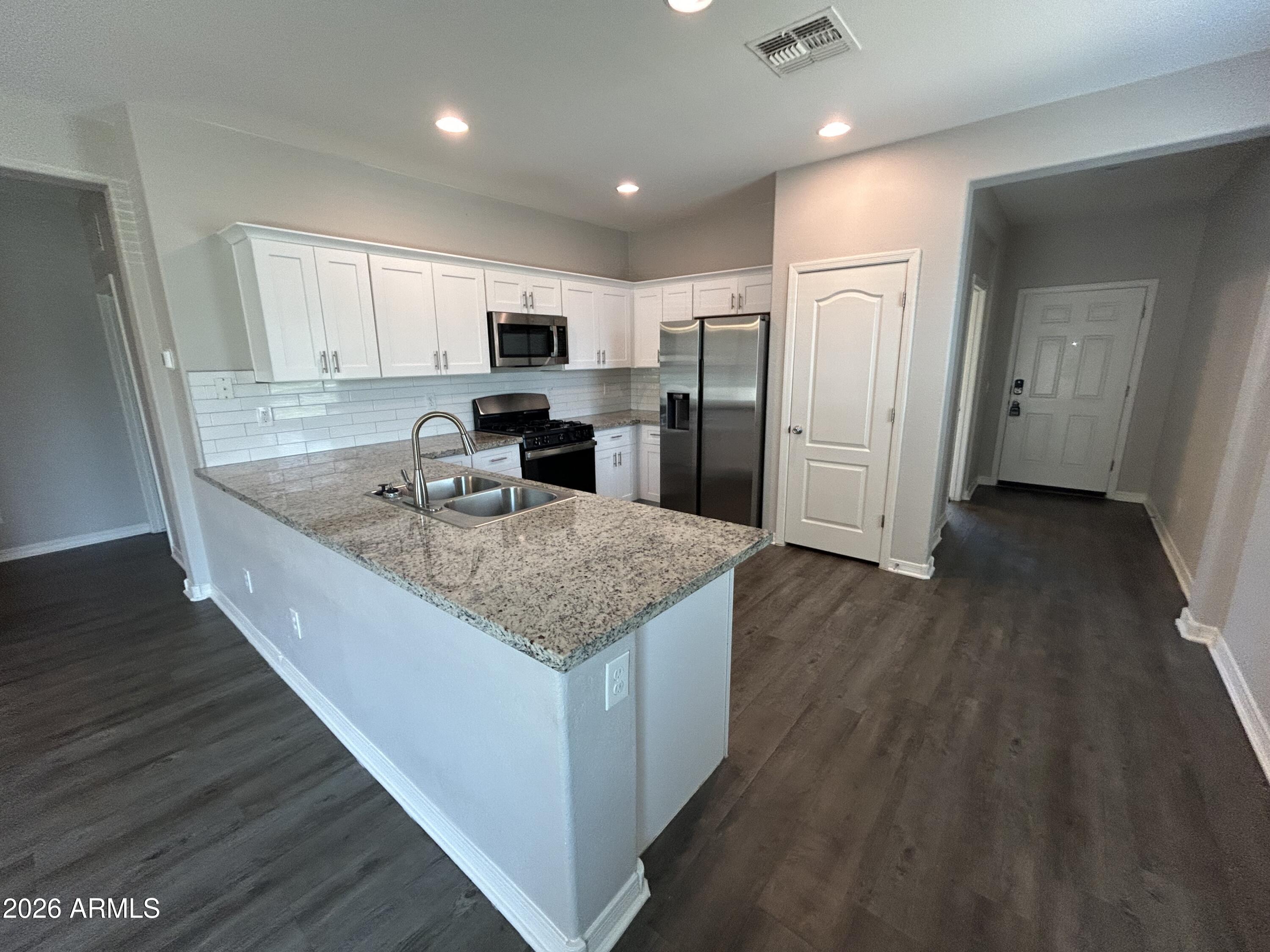 4337 W CRESCENT Road