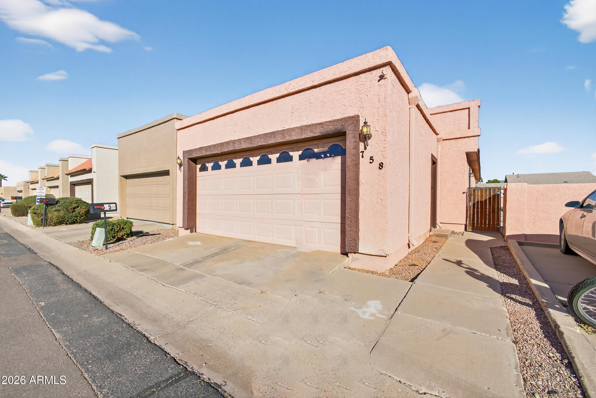 AMD CASA GRANDE TOWNHOMES UNIT THREE - Residential