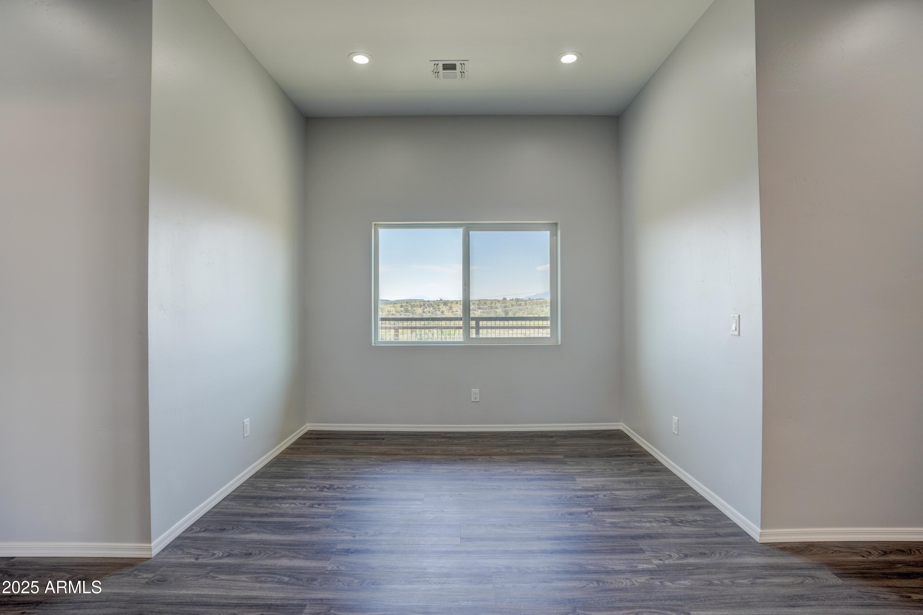 Cottonwood, Arizona 86326, United States, 3 Bedrooms Bedrooms, ,2 BathroomsBathrooms,Residential,Active,240975