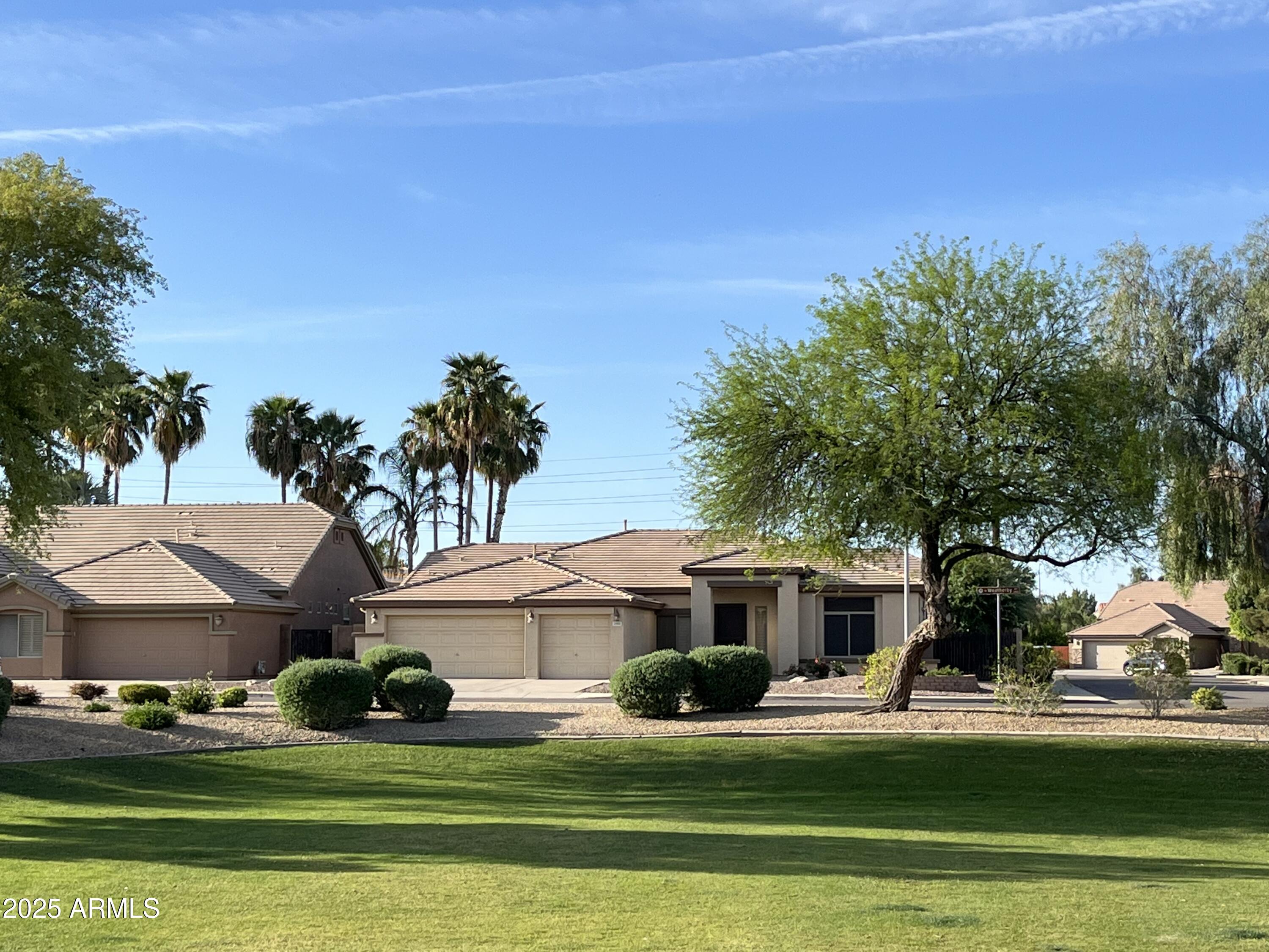 2465 W WEATHERBY Way
