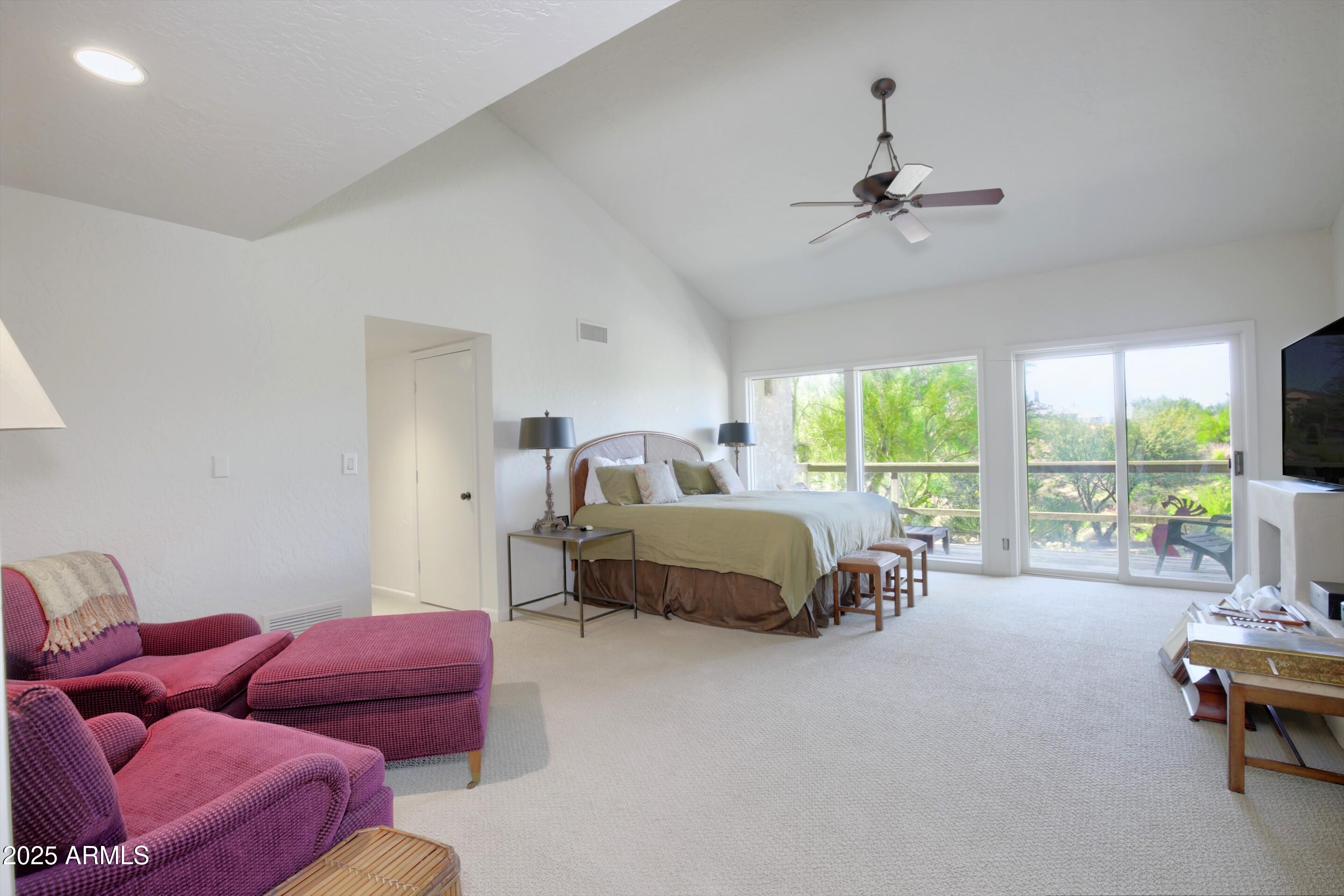CAREFREE FORE - Residential
