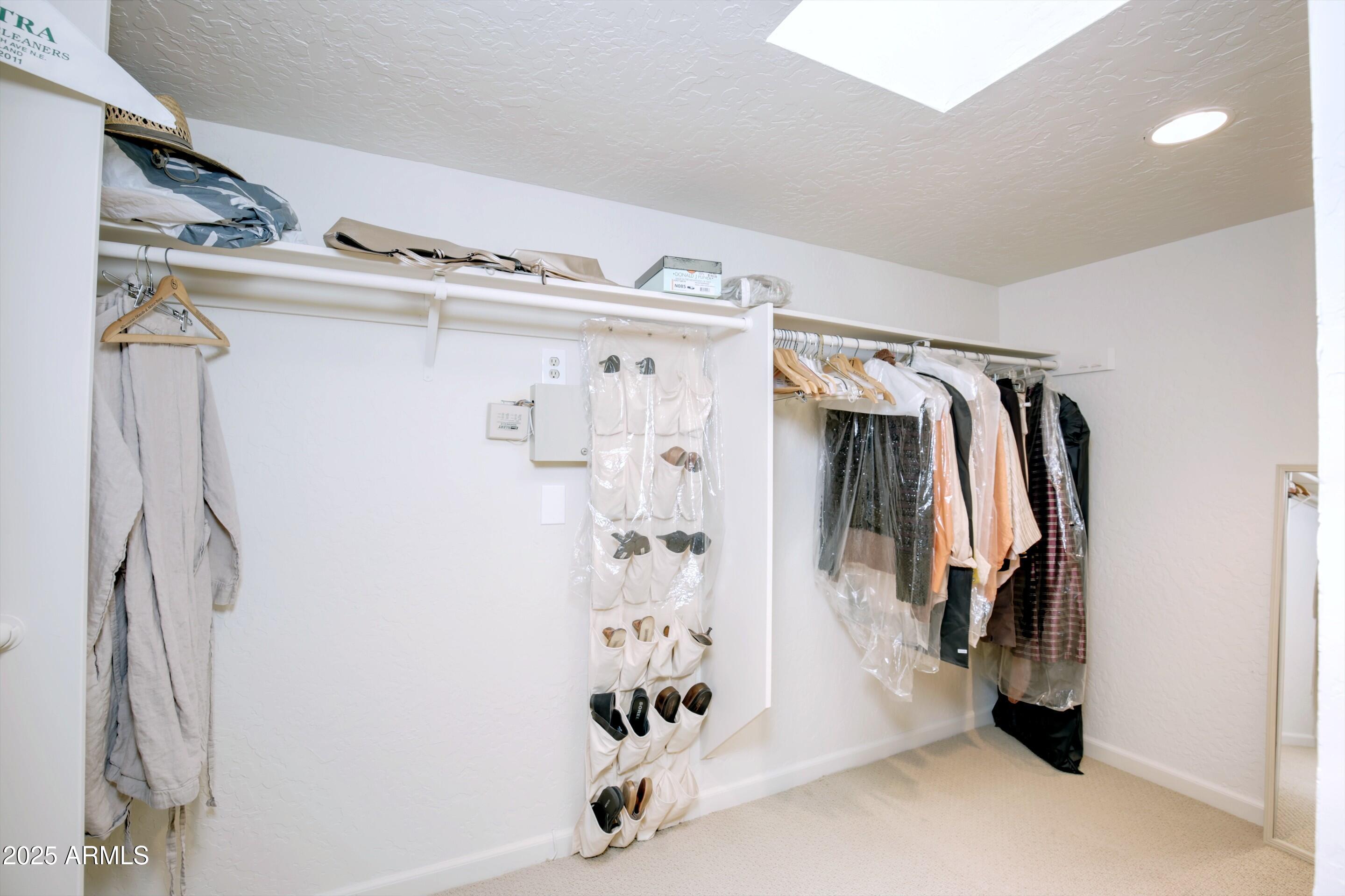 CAREFREE FORE - Residential