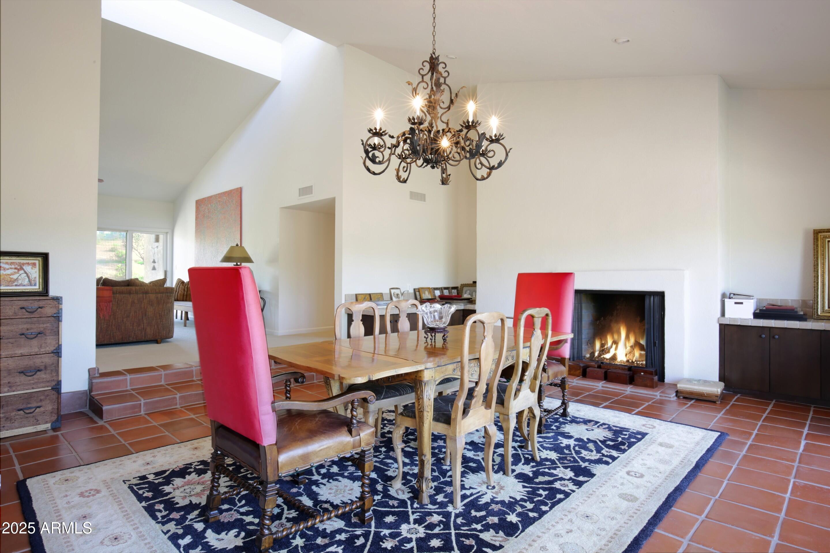 CAREFREE FORE - Residential