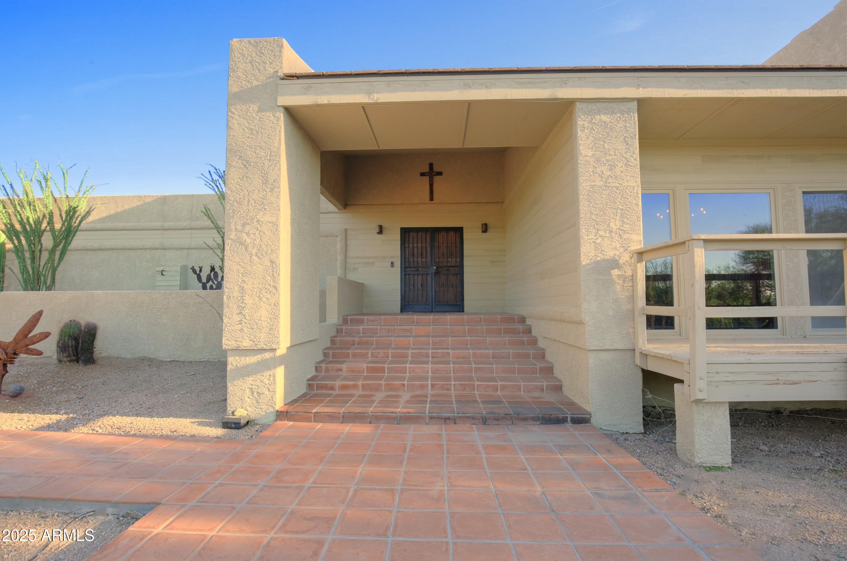 CAREFREE FORE - Residential