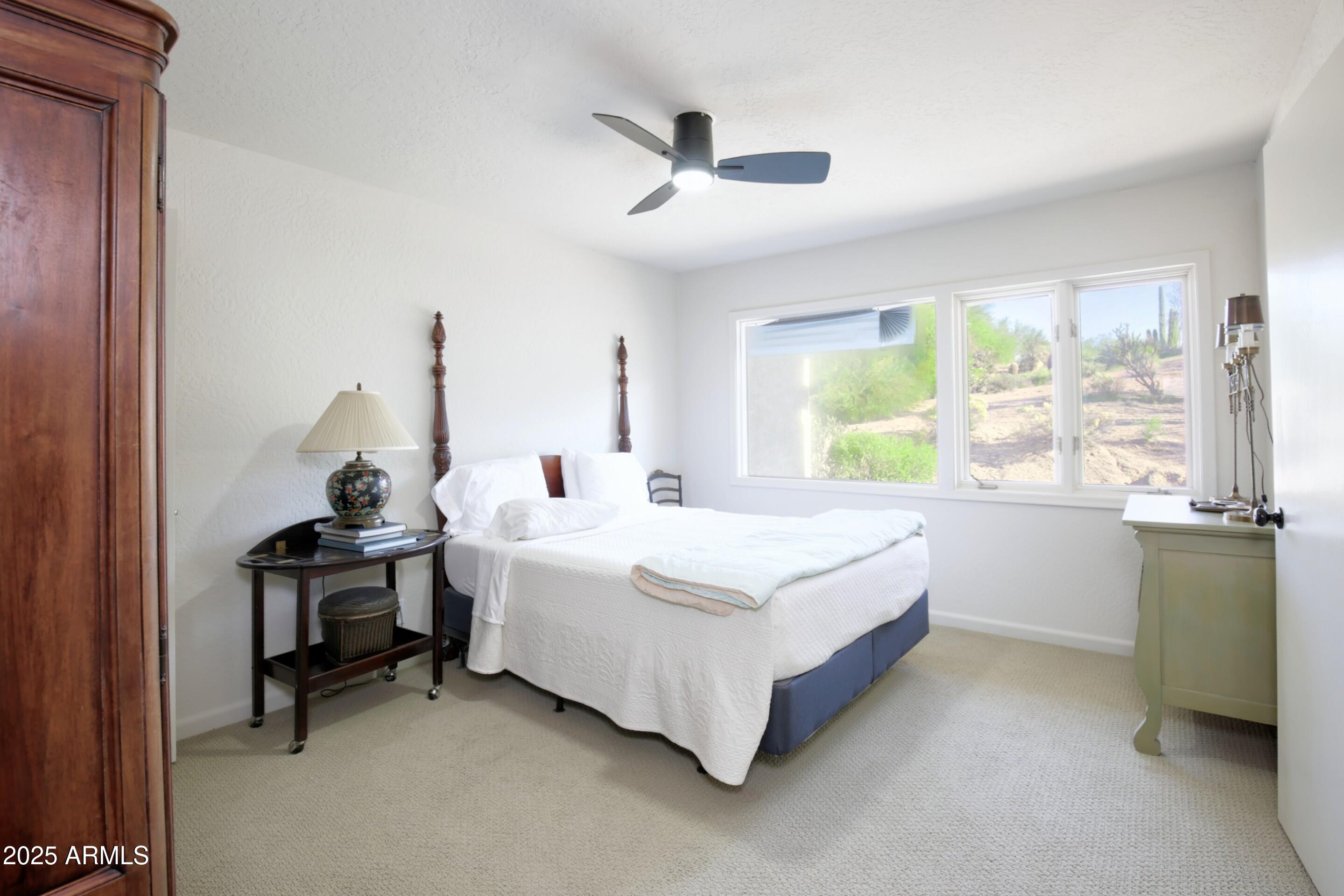CAREFREE FORE - Residential