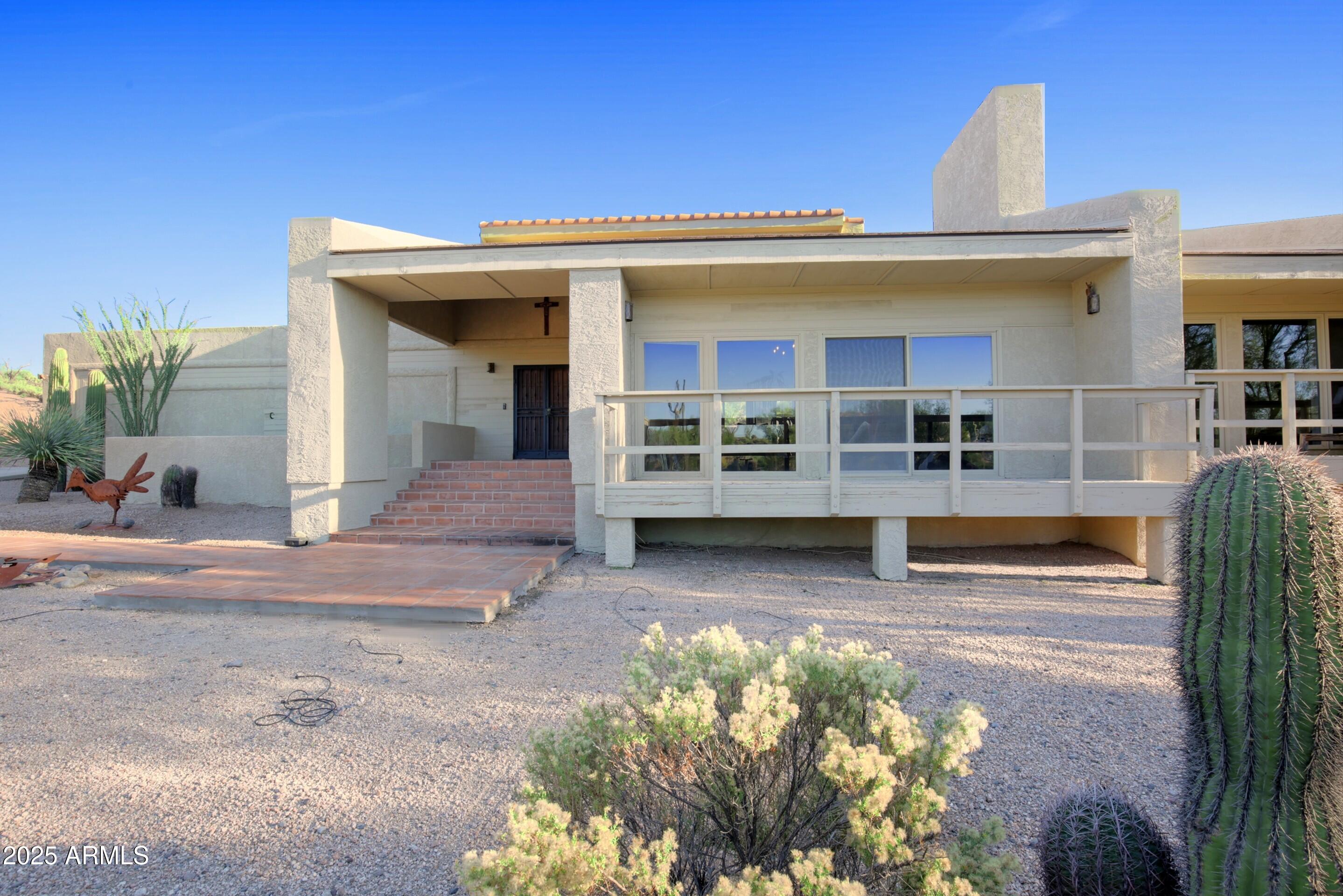 CAREFREE FORE - Residential