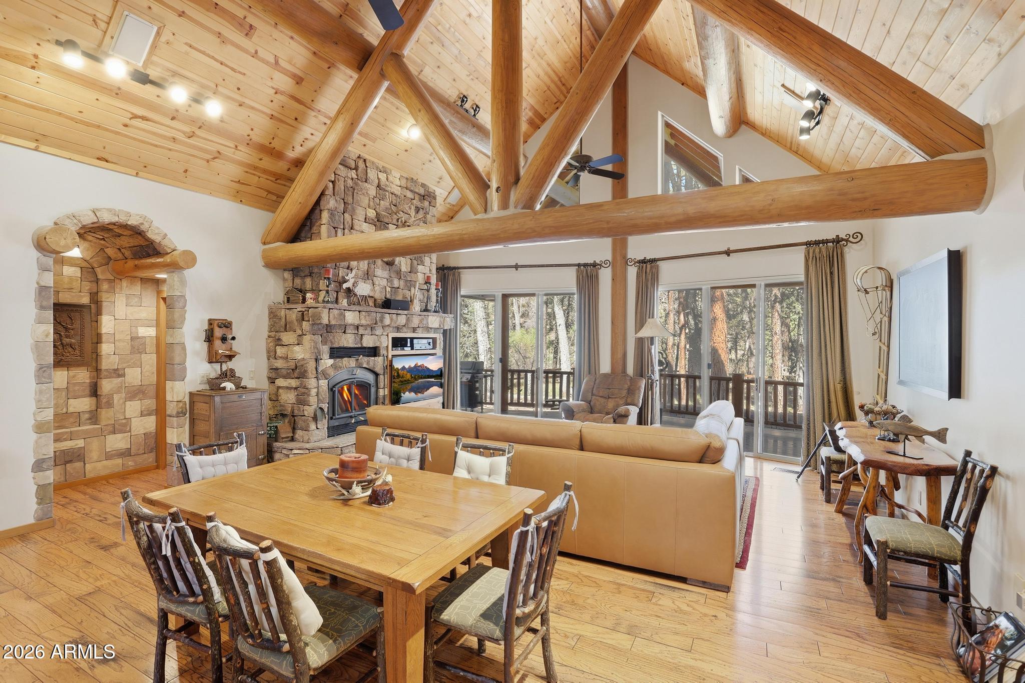 138 S Wild Rose Drive