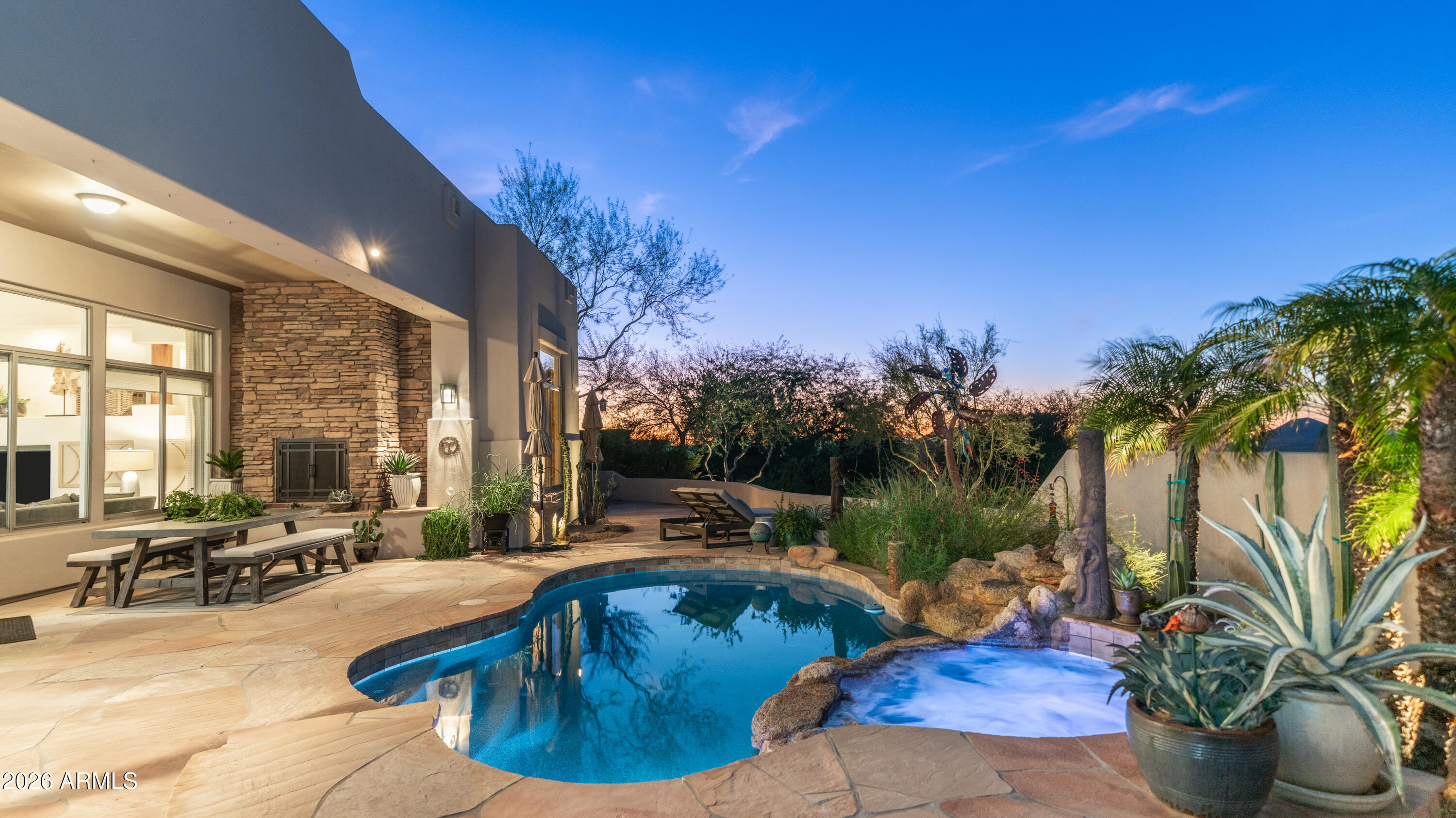 4317 N BRIGHTON Circle