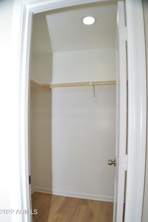 listing image 49