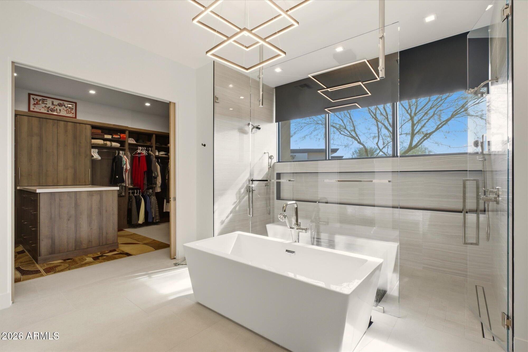 Scottsdale, Arizona, 85255, United States, 4 Bedrooms Bedrooms, ,6 BathroomsBathrooms,Residential,Active,2025965