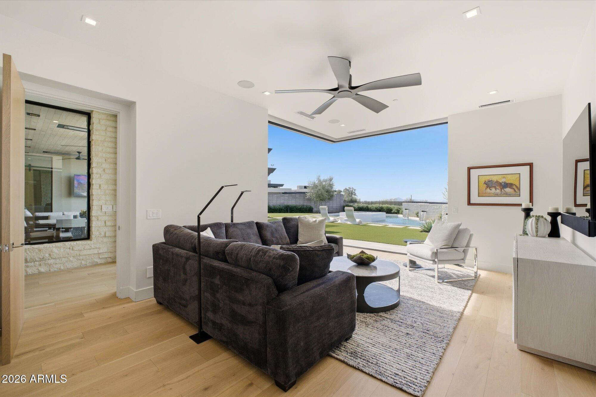 Scottsdale, Arizona, 85255, United States, 4 Bedrooms Bedrooms, ,6 BathroomsBathrooms,Residential,Active,2025965