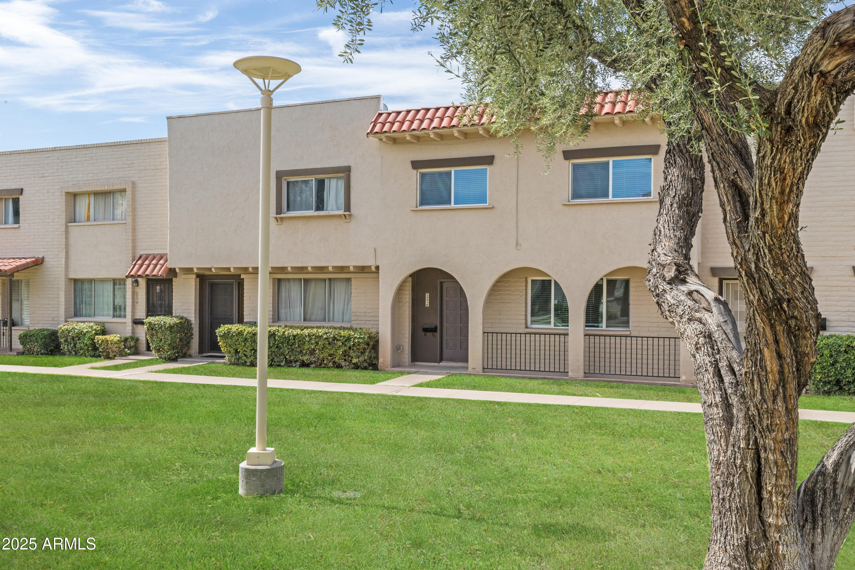 6841 E OSBORN Road B