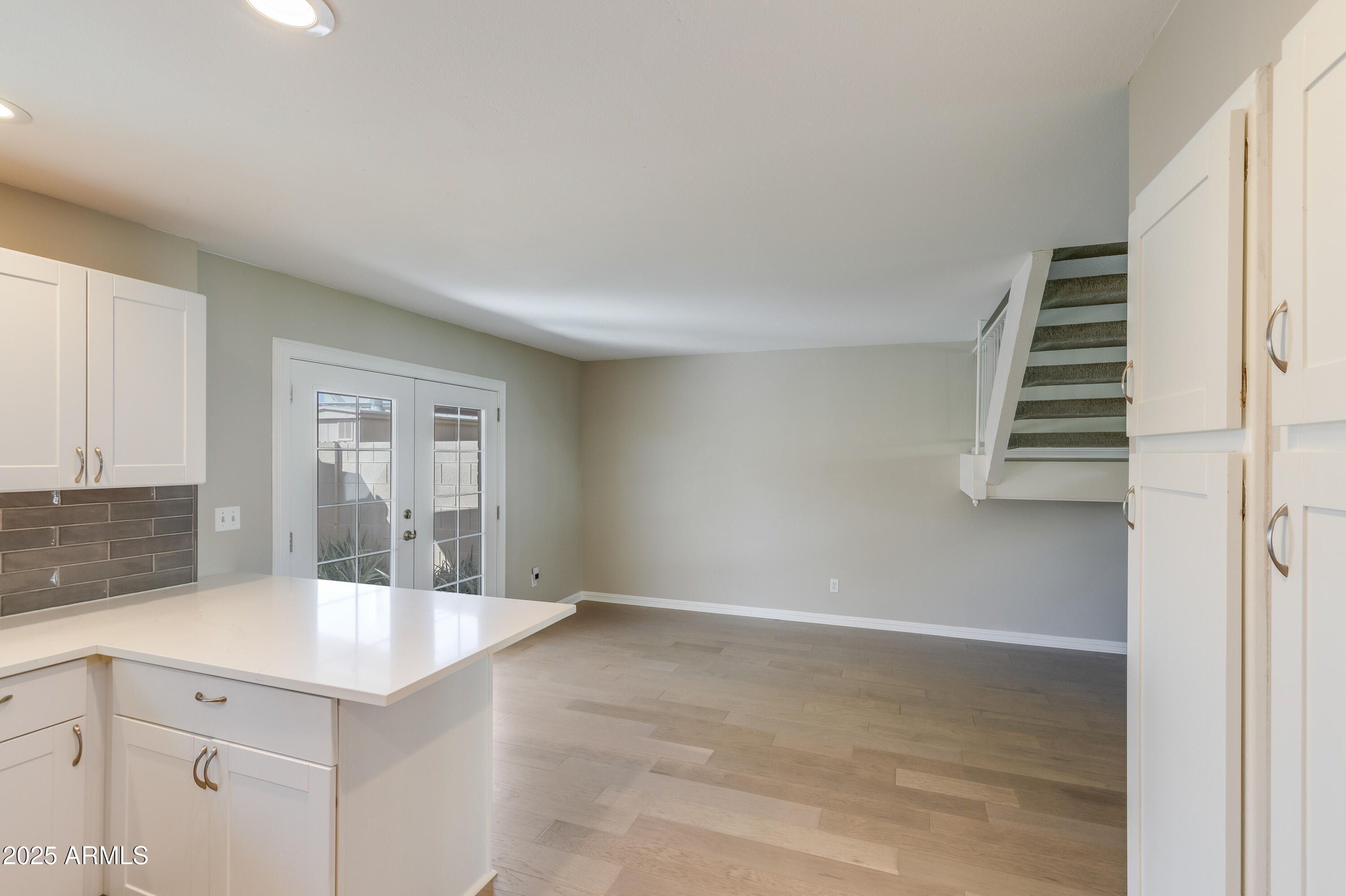 6841 E OSBORN Road B