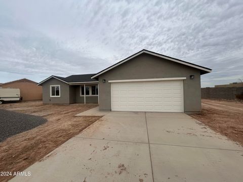 A home in Eloy