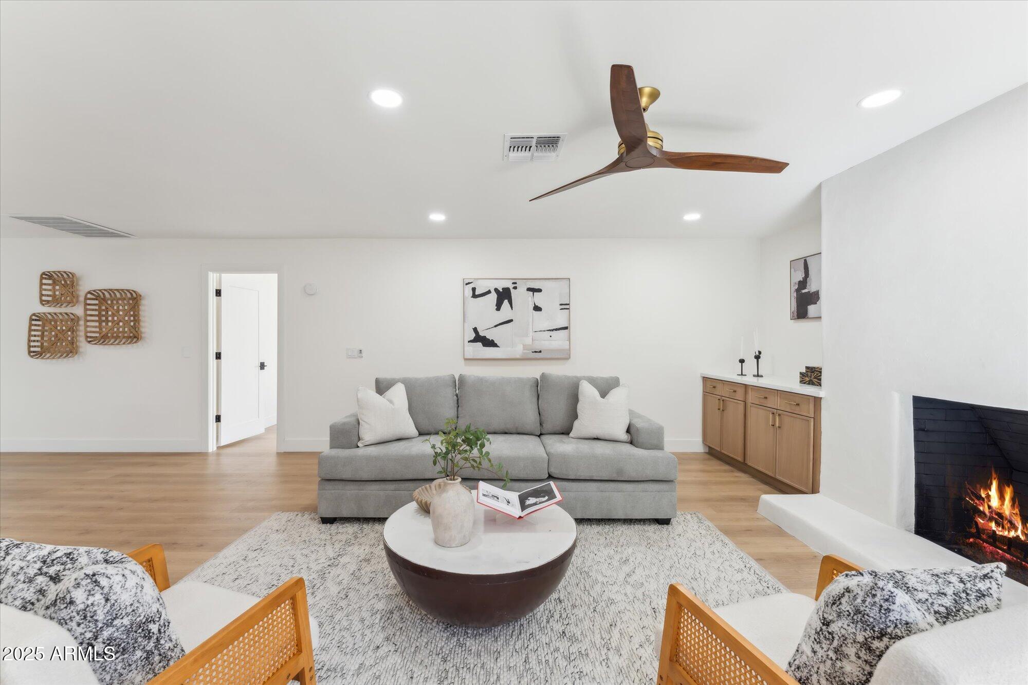 8088 E VIA DEL VALLE --
