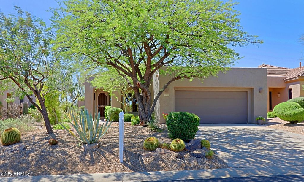 Photo of 32710 N 71st Street, Scottsdale, AZ 85266 (MLS # 6881820)