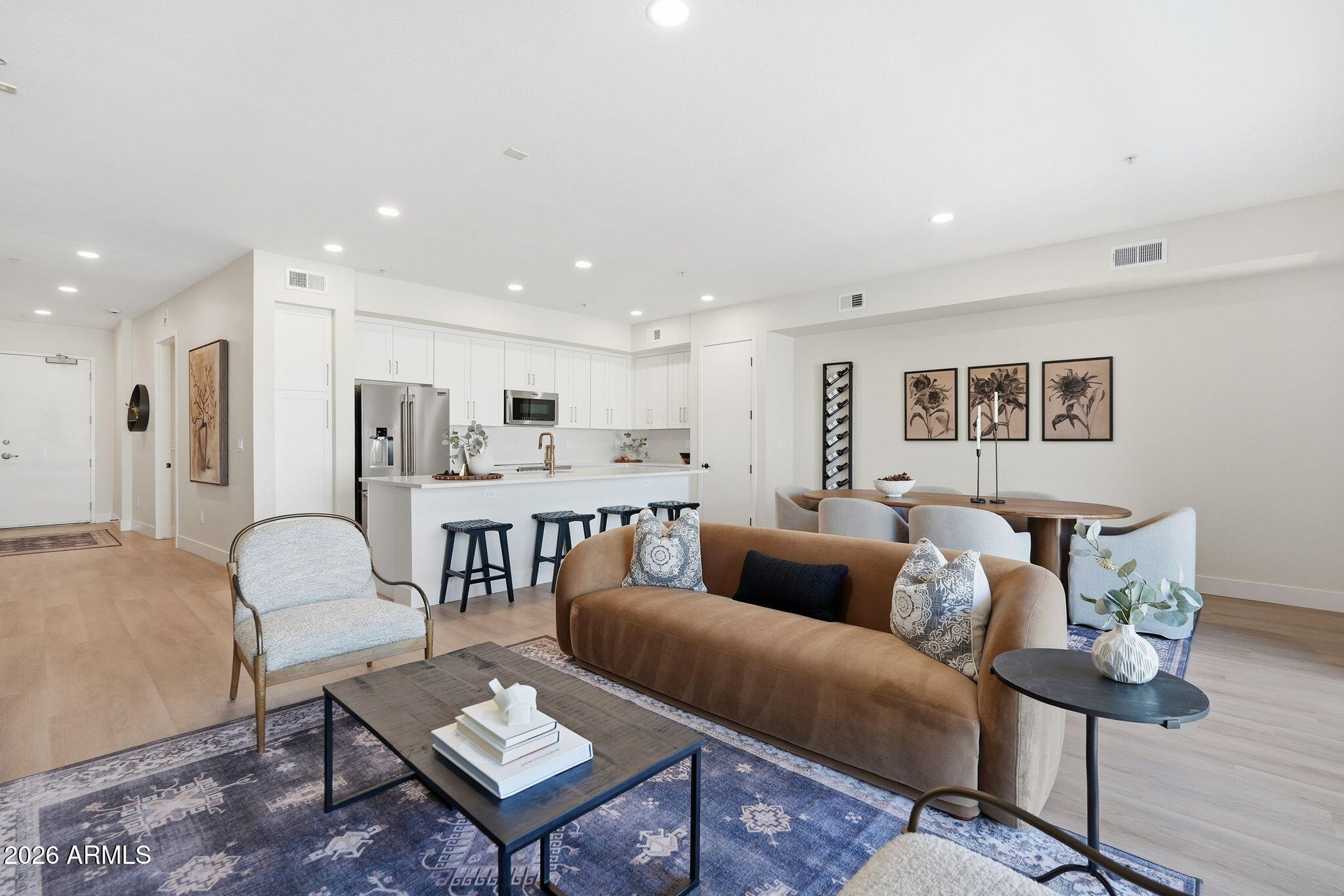 7126 E OSBORN Road 1029