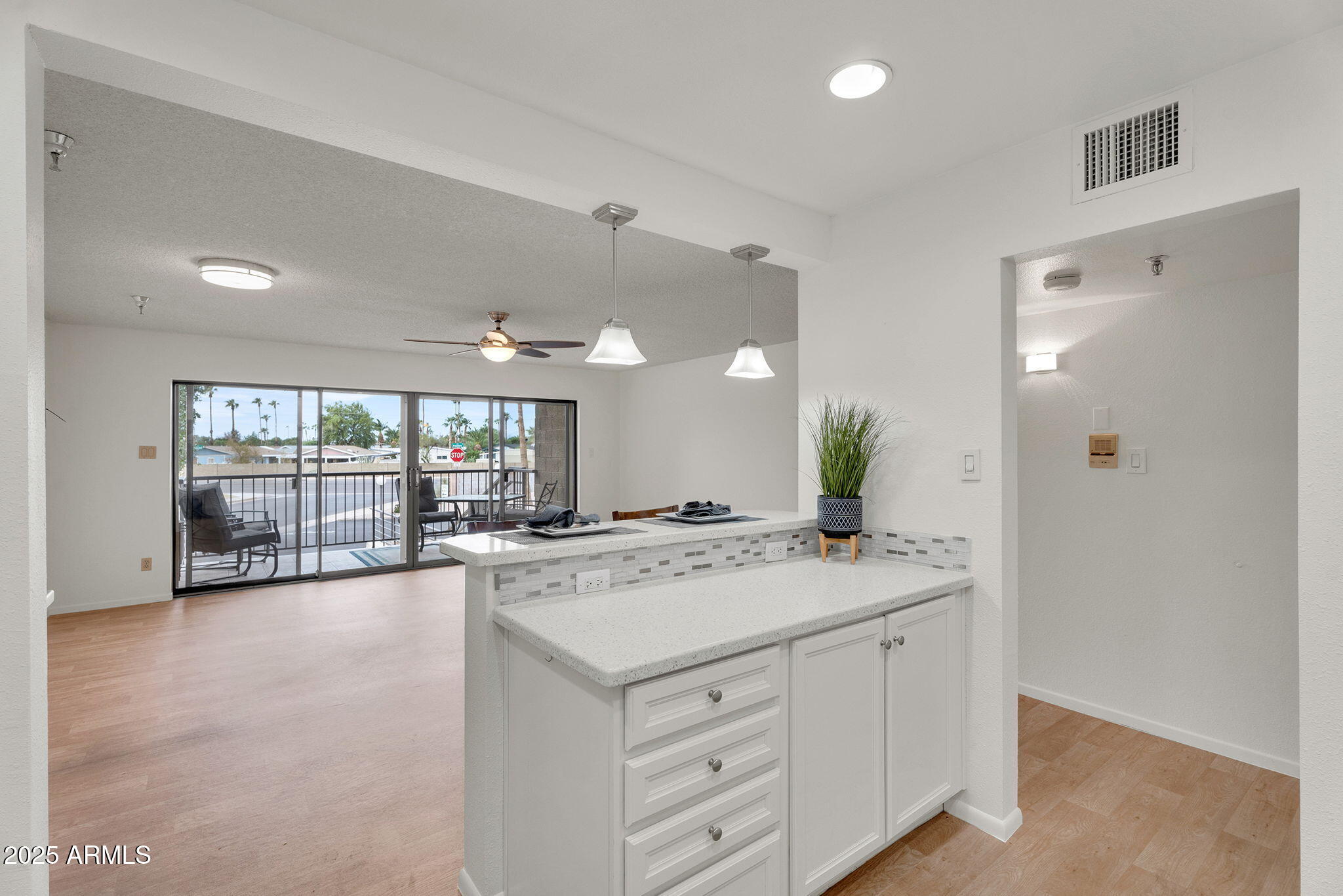 425 S PARKCREST -- 316