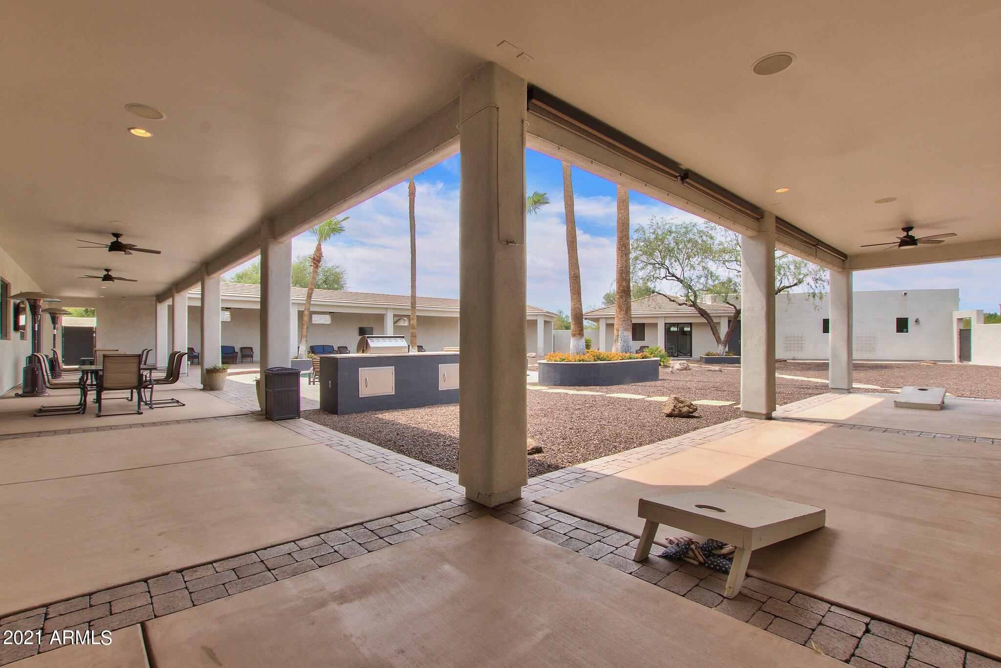 SUNDOWN RANCHOS - Residential