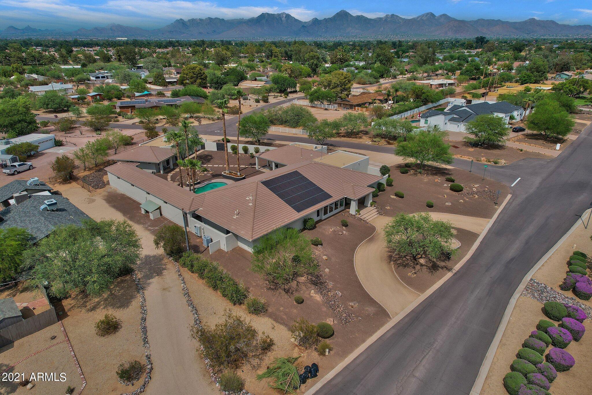 SUNDOWN RANCHOS - Residential