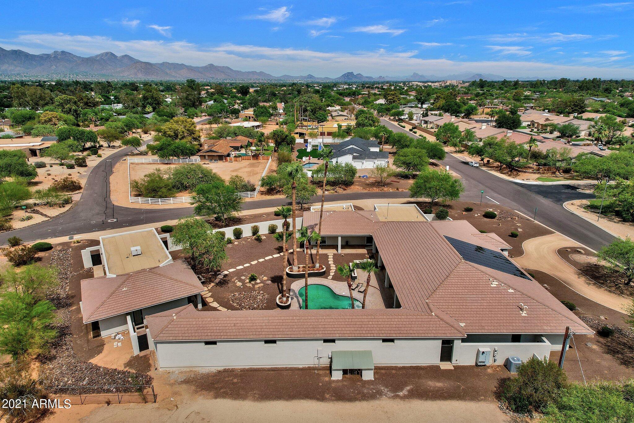 SUNDOWN RANCHOS - Residential