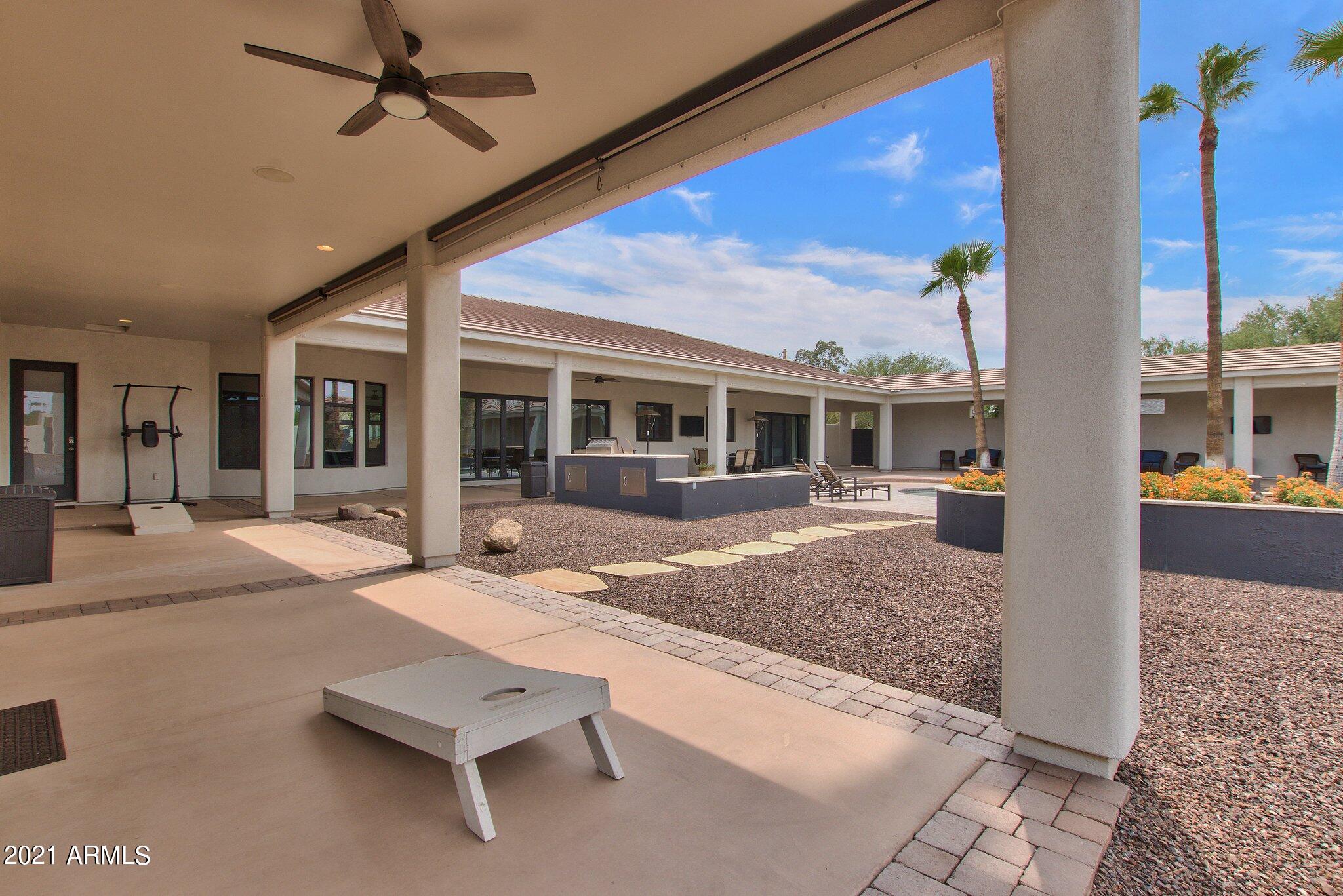 SUNDOWN RANCHOS - Residential